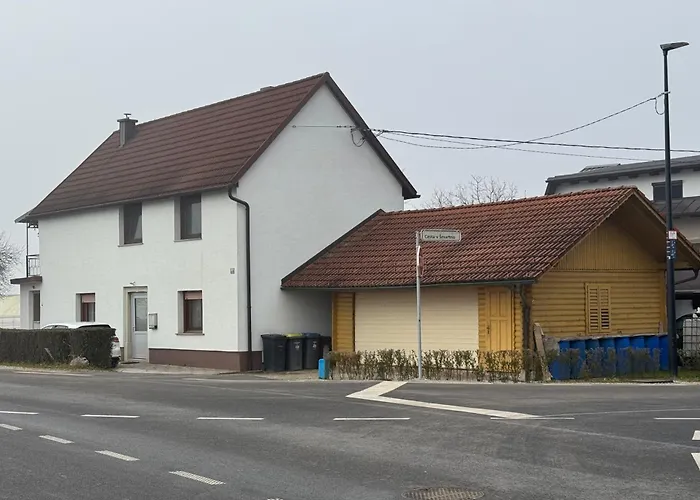 The Old Bevc House Apartman